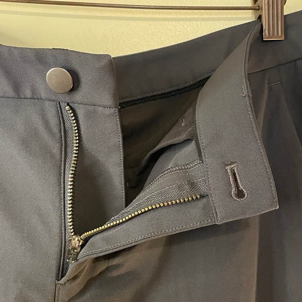 LULULEMON Athletica Men's Pants - Picture 9 of 12